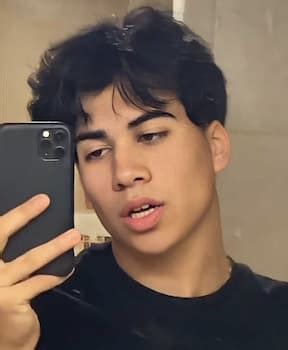 Mattia Polibio TikTok, Bio,, Age, Girlfriend, Merch, and。